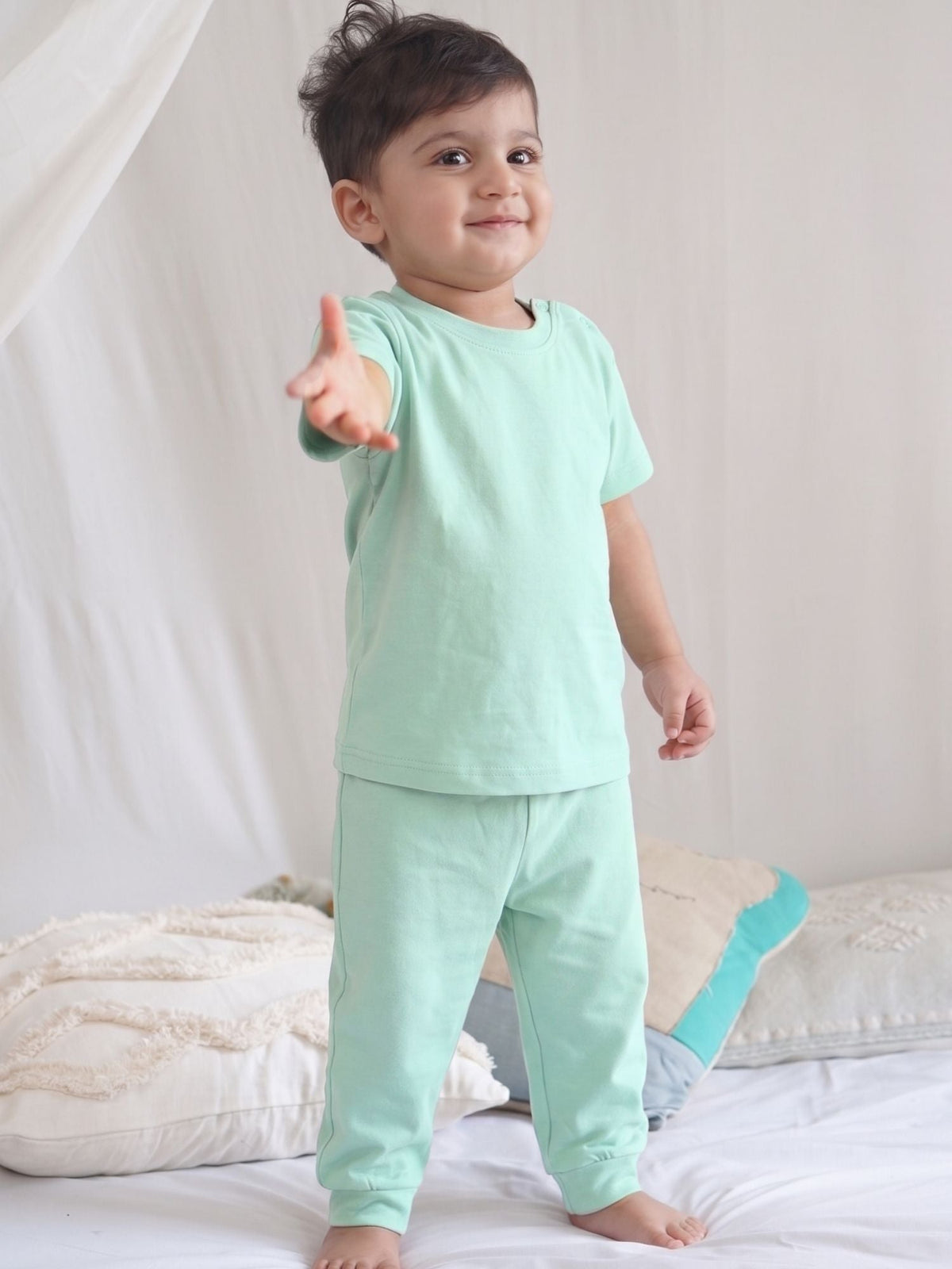 bamboo knit short sleeve t-shirt pack of 3 - aqua buddies & blue glass & cloud blue