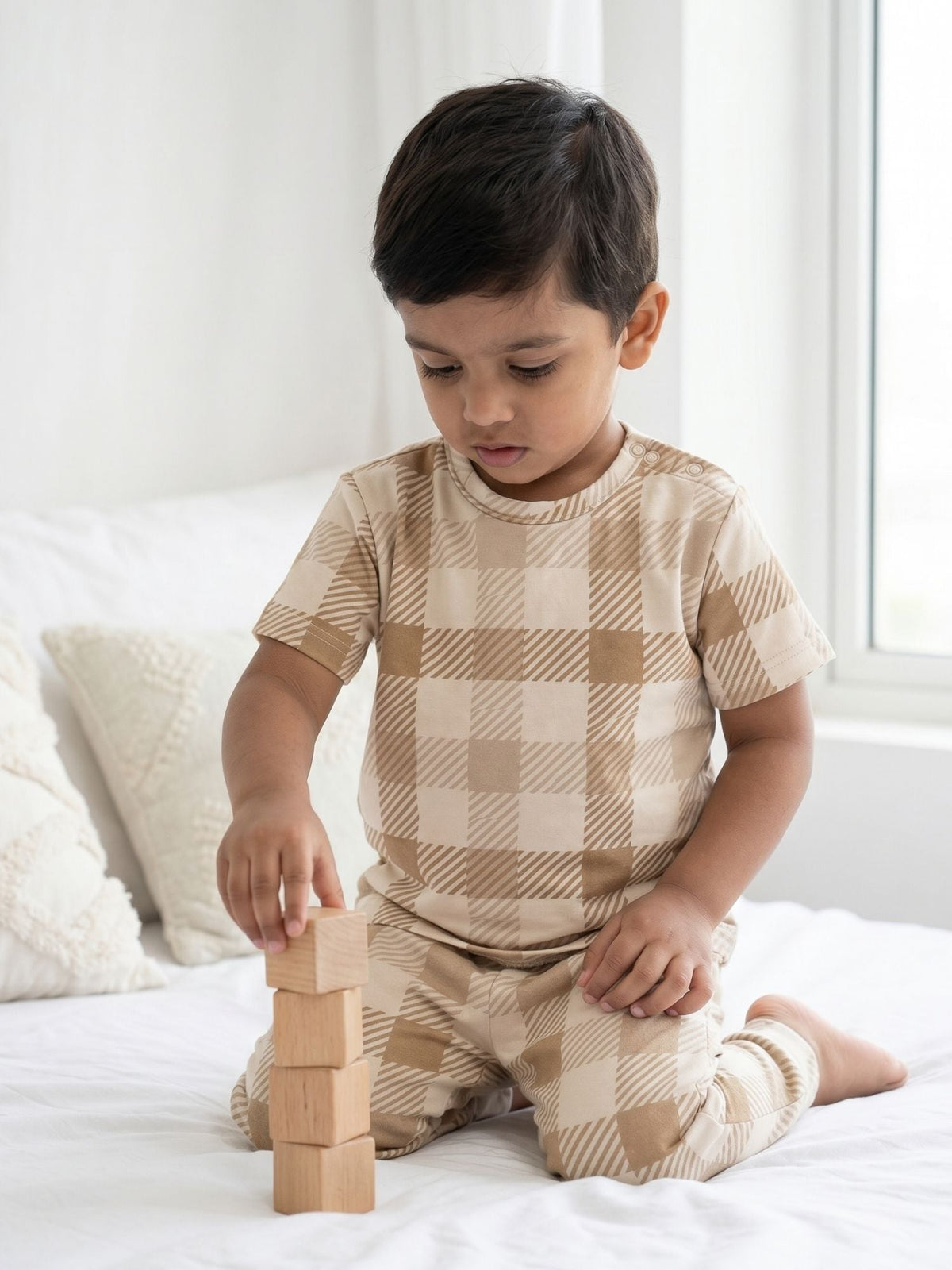 bamboo knit short sleeve t-shirt pack of 3 - brown gingham & oatmeal & string
