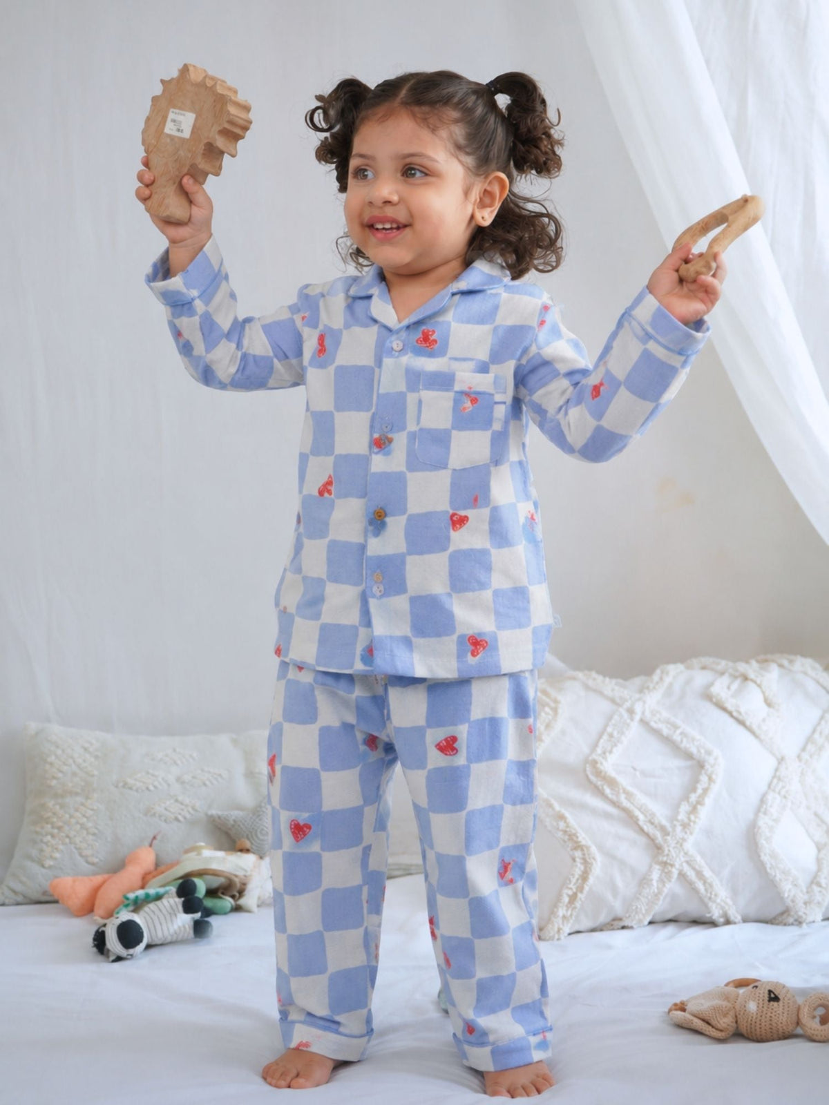 bamboo muslin nightsuit set - play hearts