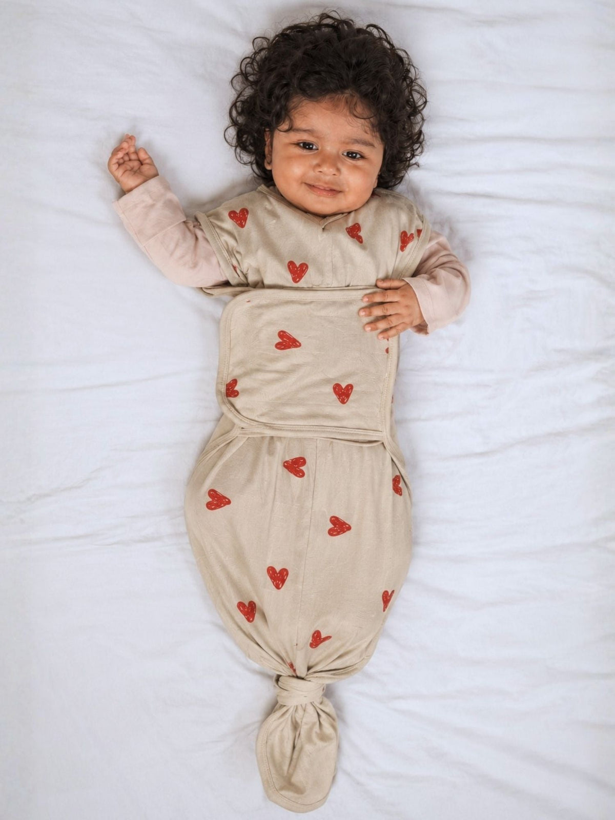 bamboo SNUGZIE™ 3 arms position swaddle pod - heart & soul